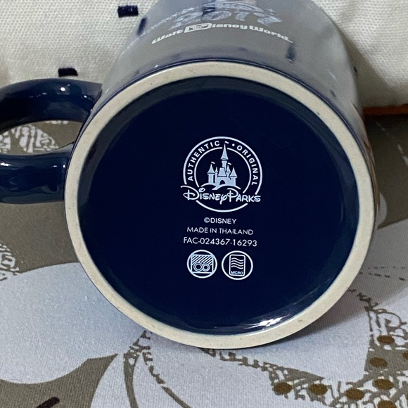 2017 MICKEY MOUSE Walt Disney World Souvenir Cup - Picture 4 of 4